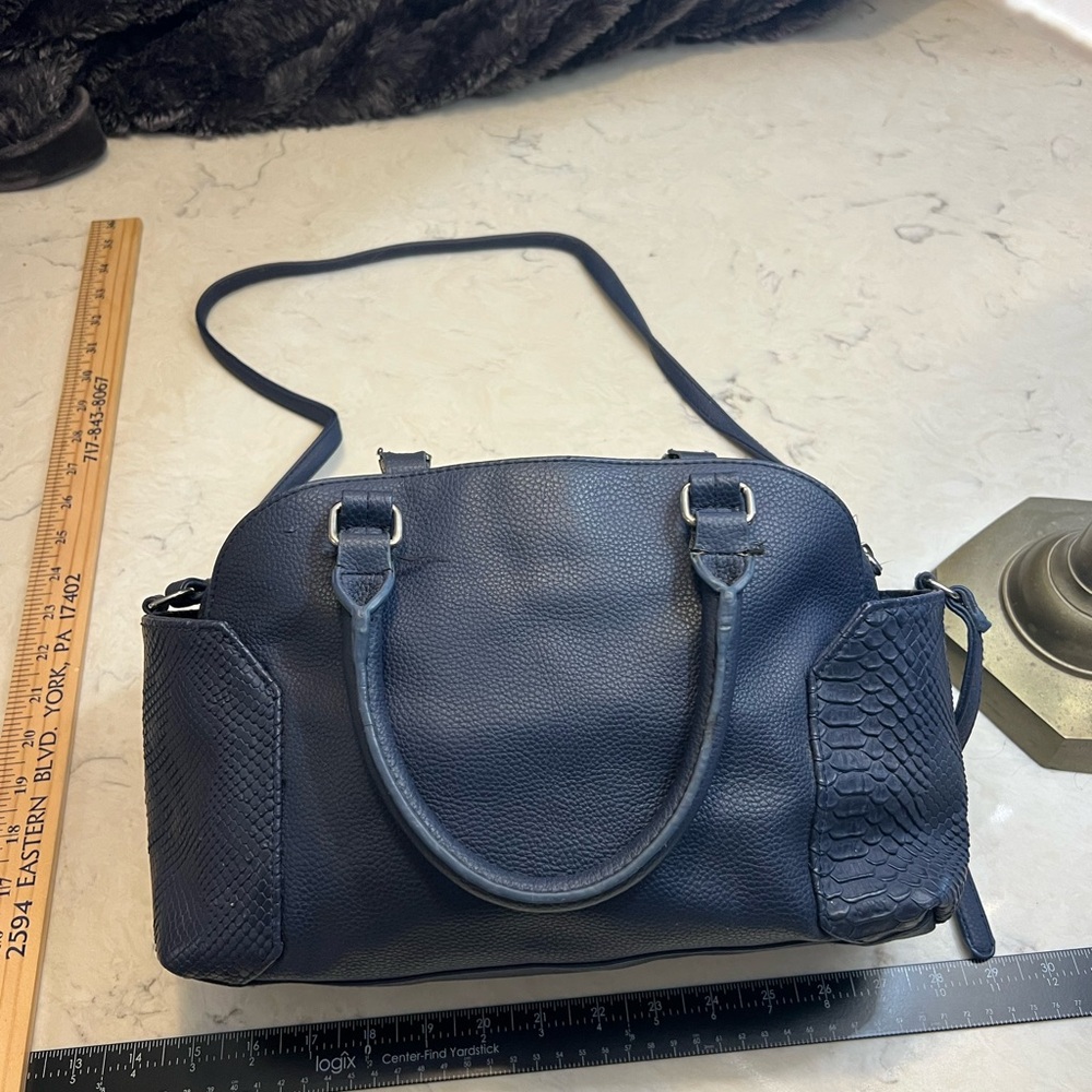 Kenneth Cole Reaction Dark Blue Shoulder Bag